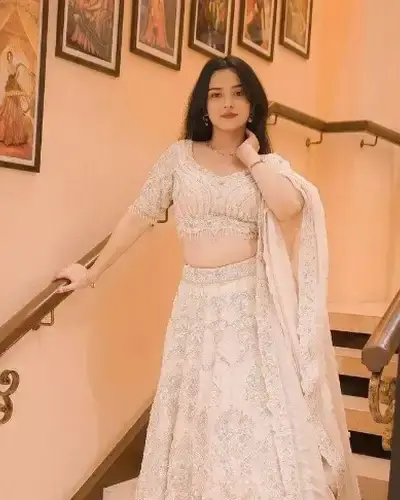 Escort Dhampur
